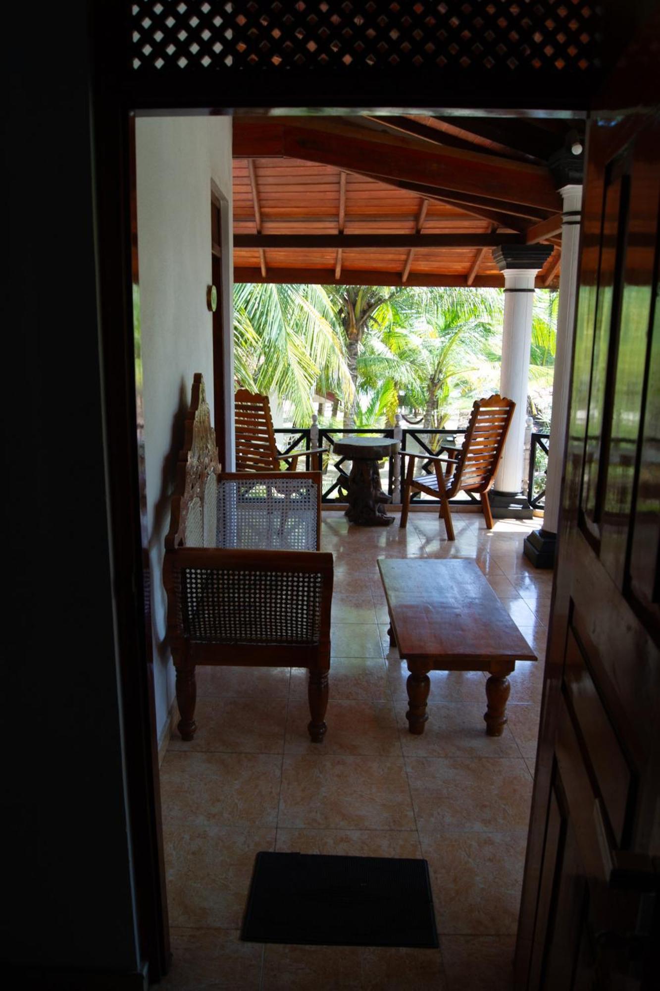 Ibisbird Beach Bungalows, Sport, Spa And Restaurant تانجالي المظهر الخارجي الصورة