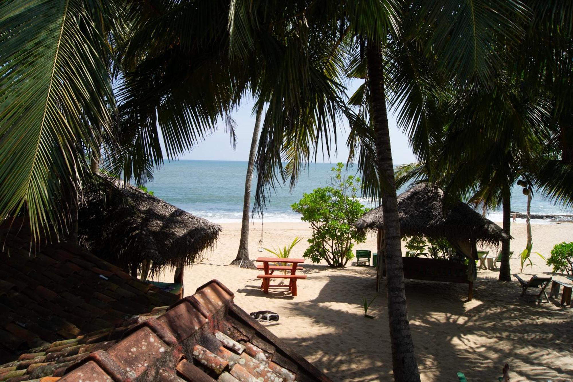 Ibisbird Beach Bungalows, Sport, Spa And Restaurant تانجالي المظهر الخارجي الصورة