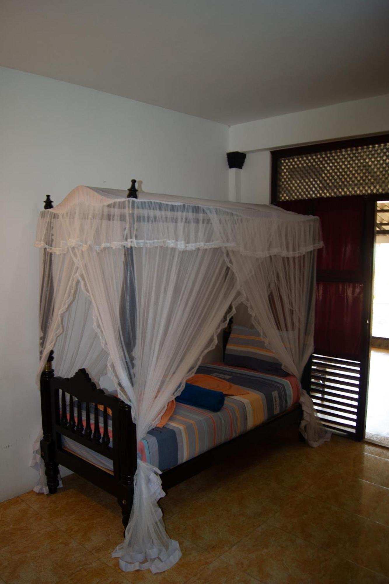 Ibisbird Beach Bungalows, Sport, Spa And Restaurant تانجالي المظهر الخارجي الصورة