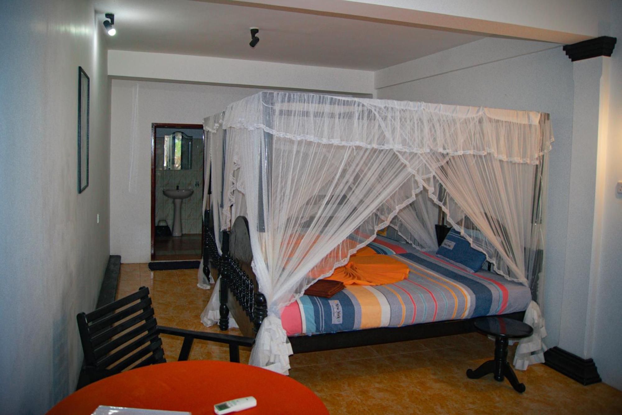 Ibisbird Beach Bungalows, Sport, Spa And Restaurant تانجالي المظهر الخارجي الصورة